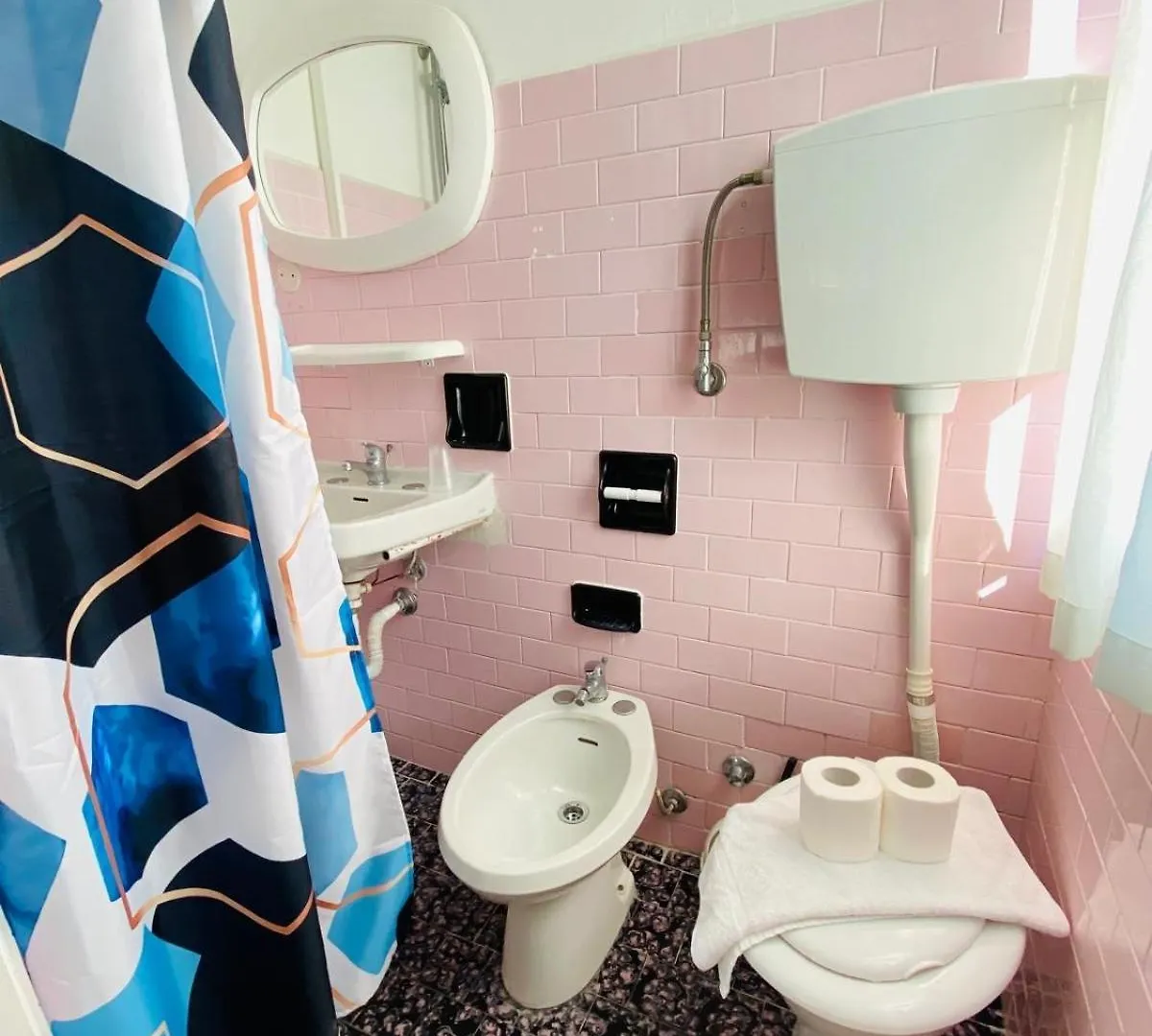Hotel Eliseo Rimini 2*,  Italien