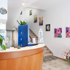 2* Szálloda Arix