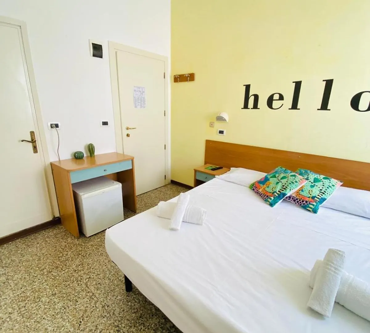 Hotel Eliseo Римини 2*,