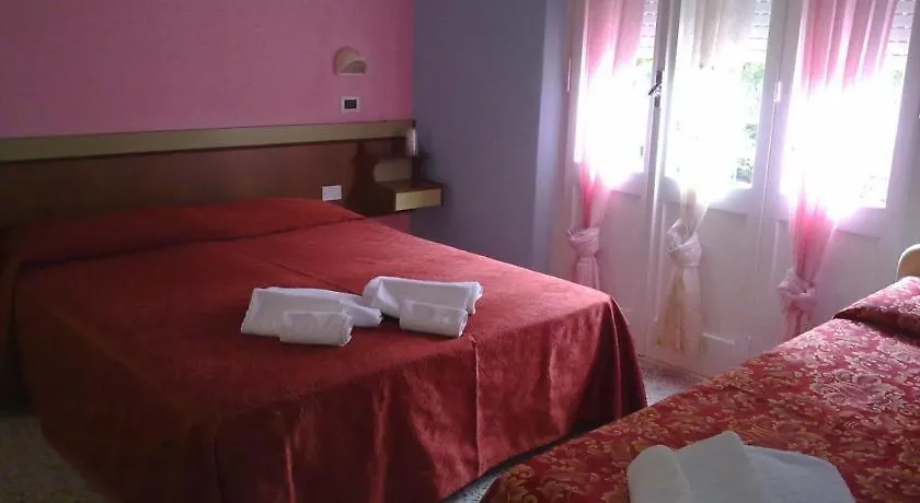 Hotel Eliseo Rimini 2*,